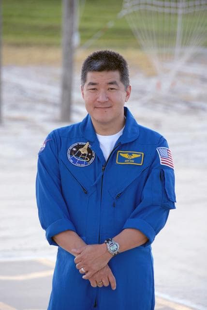 NASA image: KSC-07pd2725