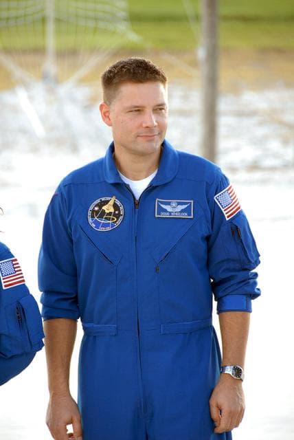 NASA image: KSC-07pd2727