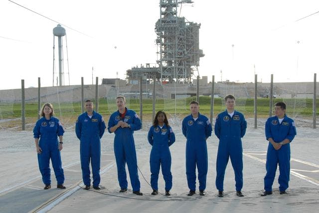 NASA image: KSC-07pd2732