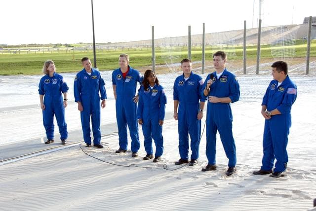 NASA image: KSC-07pd2733
