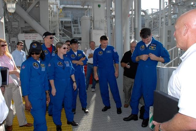 NASA image: KSC-07pd2737