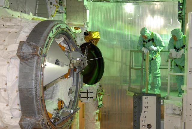 NASA image: KSC-07pd2747