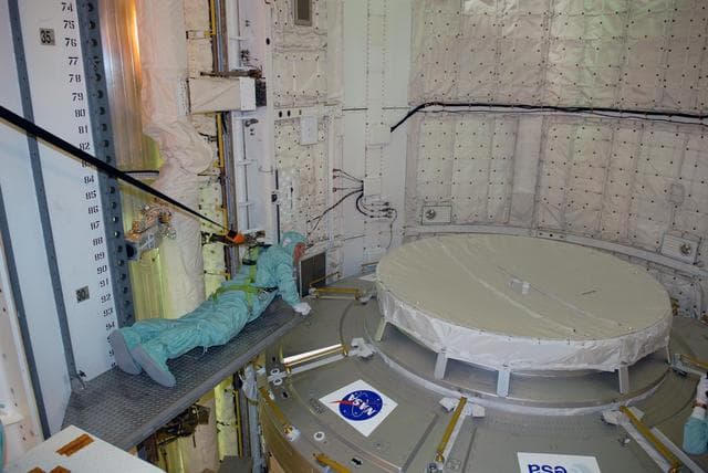 NASA image: KSC-07pd2751