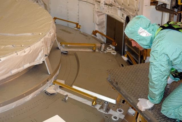 NASA image: KSC-07pd2753