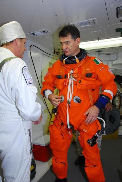 NASA image: KSC-07pd2779