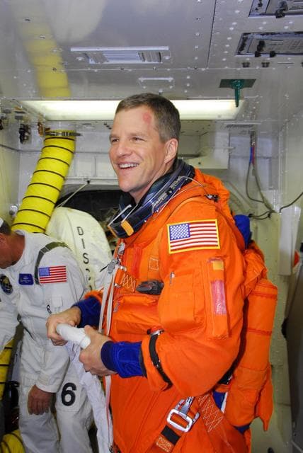 NASA image: KSC-07pd2783