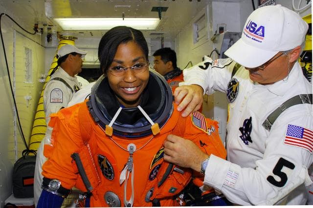 NASA image: KSC-07pd2790