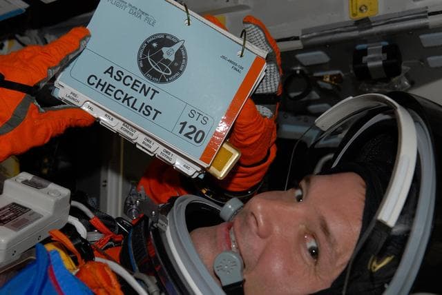 NASA image: KSC-07pd2795