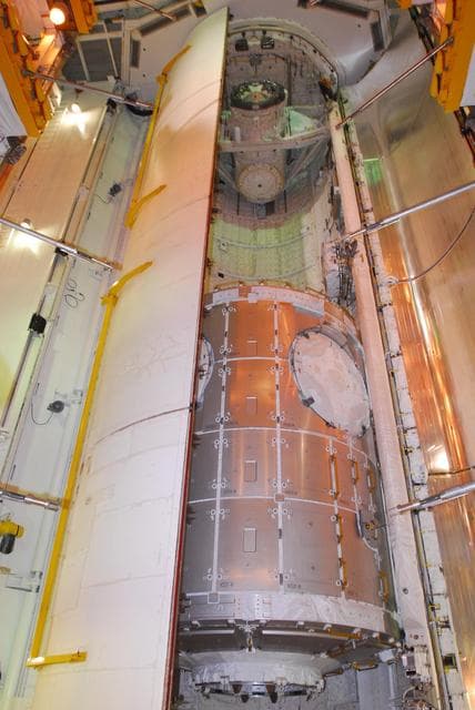 NASA image: KSC-07pd2822