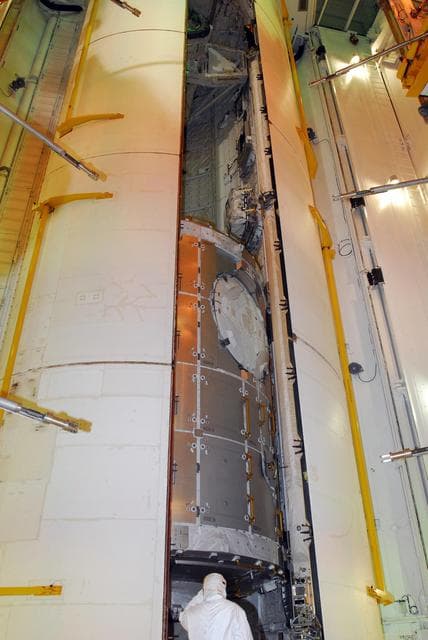 NASA image: KSC-07pd2823