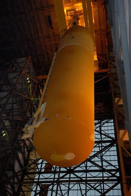 NASA image: KSC-07pd2874