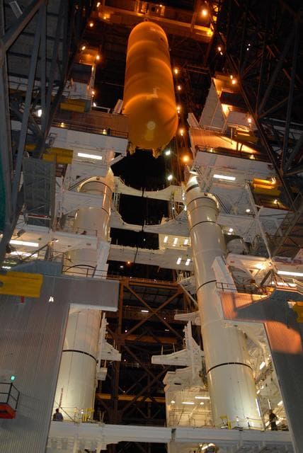 NASA image: KSC-07pd2876