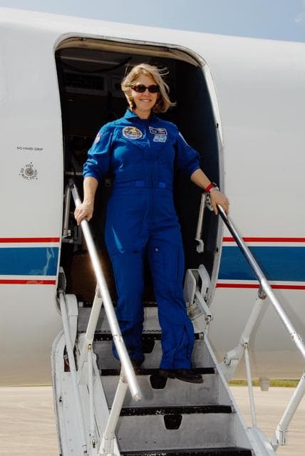 NASA image: KSC-07pd2883