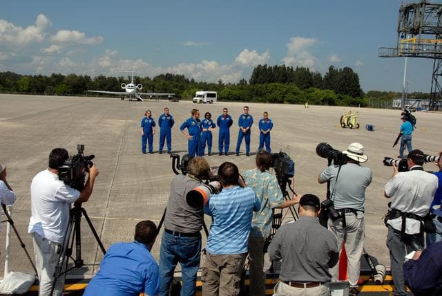 NASA image: KSC-07pd2889