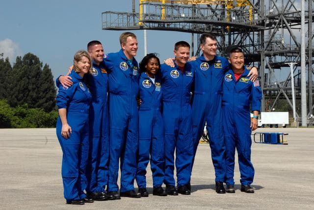 NASA image: KSC-07pd2892