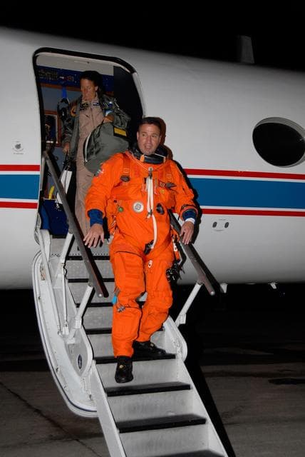NASA image: KSC-07pd2907