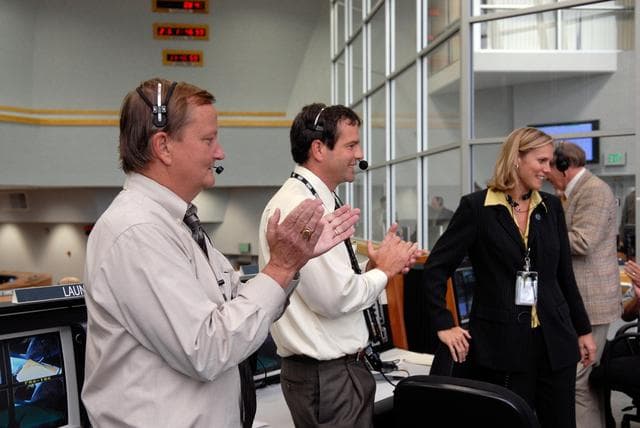 NASA image: KSC-07pd2954