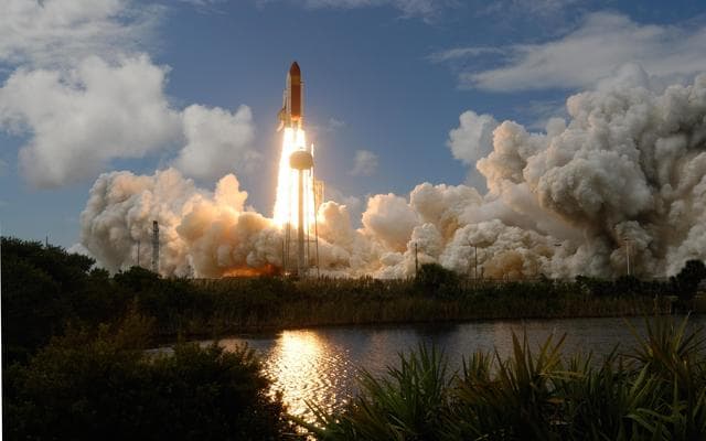 NASA image: KSC-07pd2969