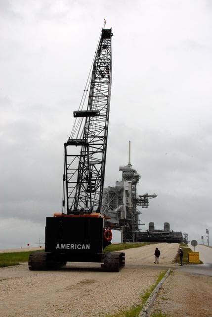 NASA image: KSC-07pd3006