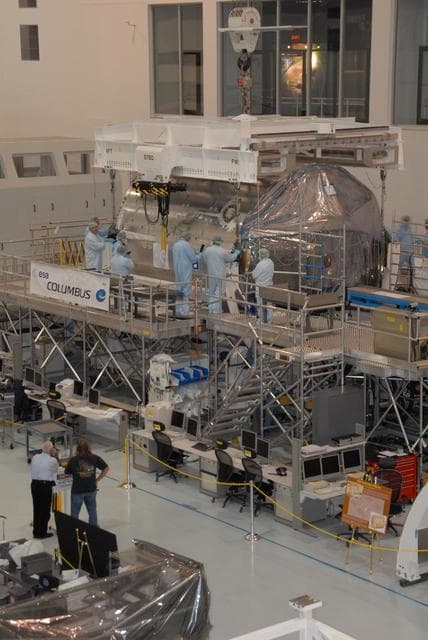 NASA image: KSC-07pd3016
