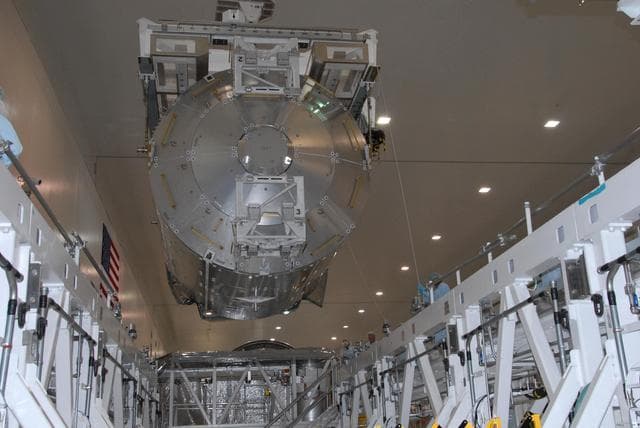 NASA image: KSC-07pd3025