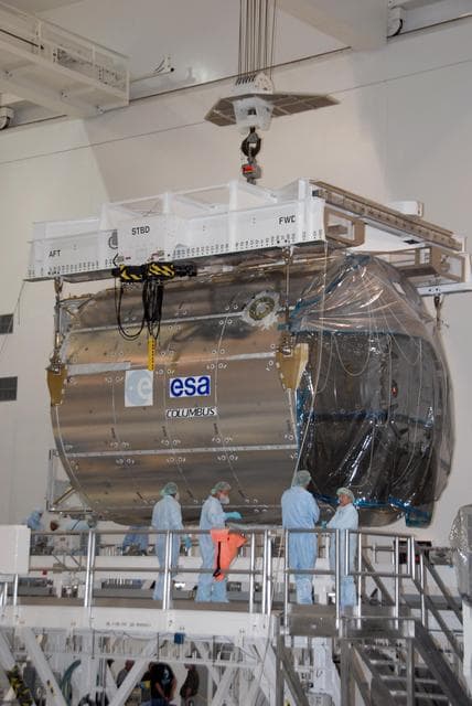 NASA image: KSC-07pd3027