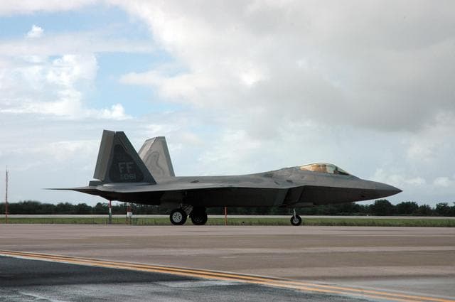 NASA image: KSC-07pd3047