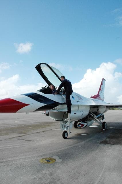 NASA image: KSC-07pd3051