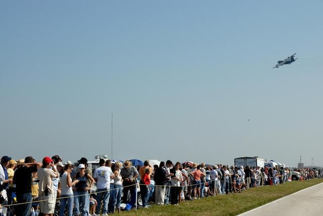 NASA image: KSC-07pd3125