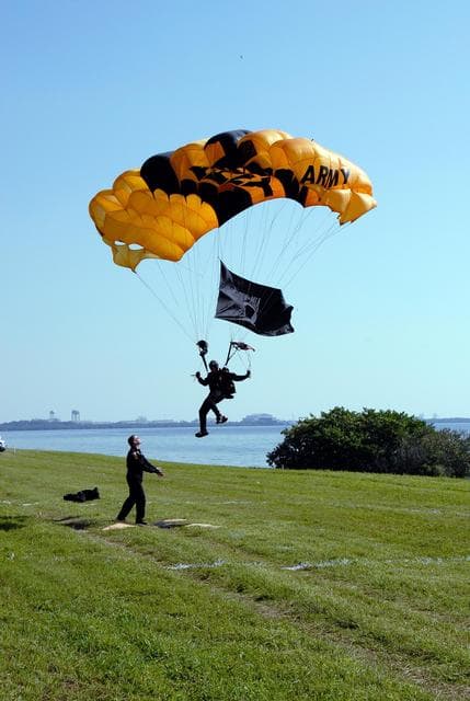 NASA image: KSC-07pd3128