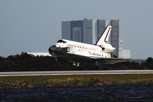 NASA image: KSC-07pd3156