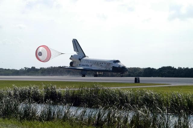 NASA image: KSC-07pd3159