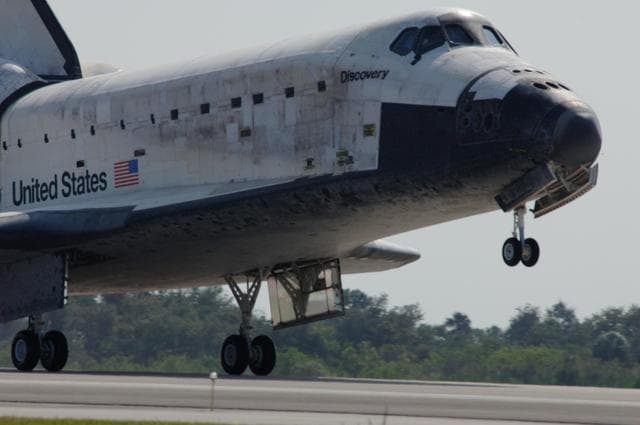 NASA image: KSC-07pd3165
