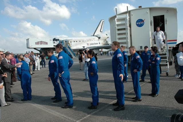 NASA image: KSC-07pd3169