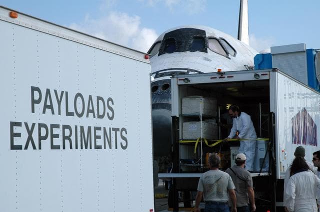 NASA image: KSC-07pd3170