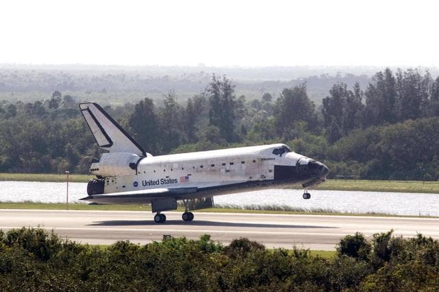 NASA image: KSC-07pd3204