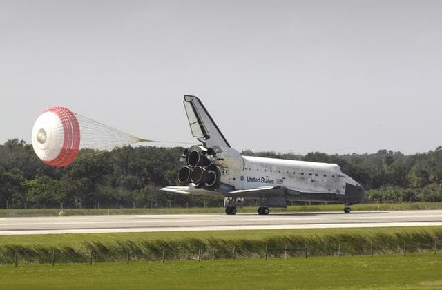 NASA image: KSC-07pd3209