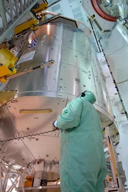 NASA image: KSC-07pd3291