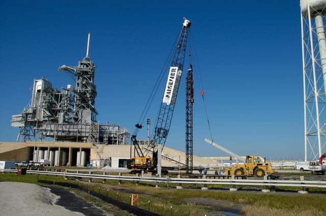 NASA image: KSC-07pd3295