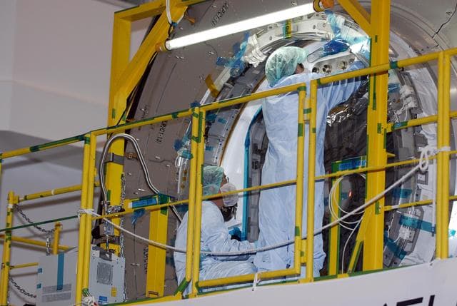 NASA image: KSC-07pd3311