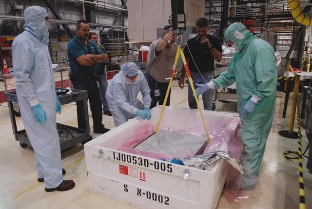 NASA image: KSC-07pd3315