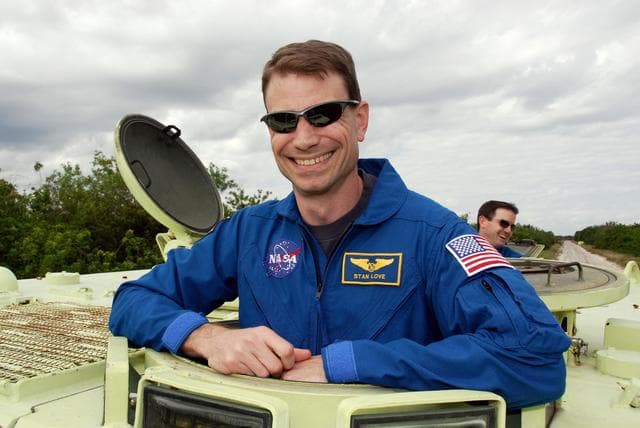 NASA image: KSC-07pd3347