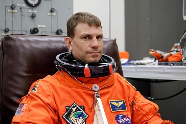 NASA image: KSC-07pd3356