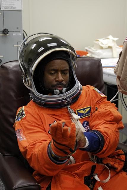 NASA image: KSC-07pd3359
