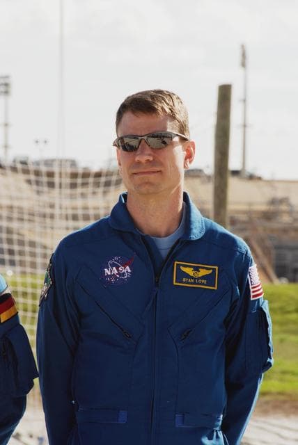 NASA image: KSC-07pd3376