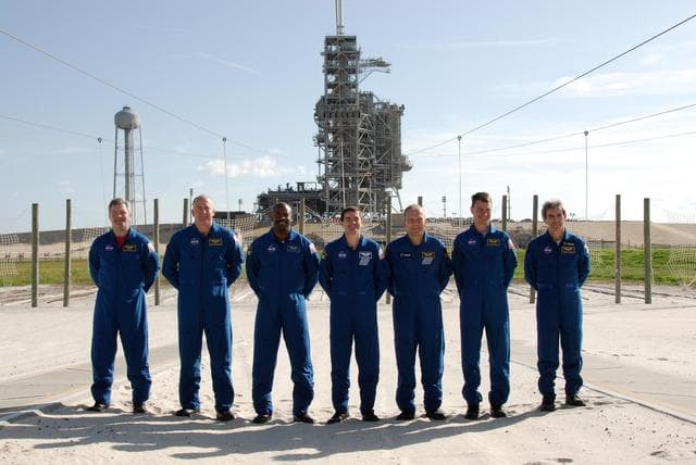 NASA image: KSC-07pd3380