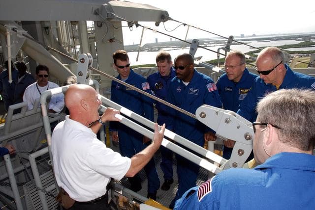 NASA image: KSC-07pd3386