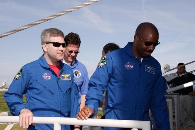 NASA image: KSC-07pd3391