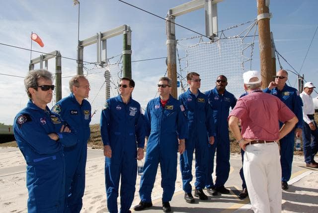NASA image: KSC-07pd3392