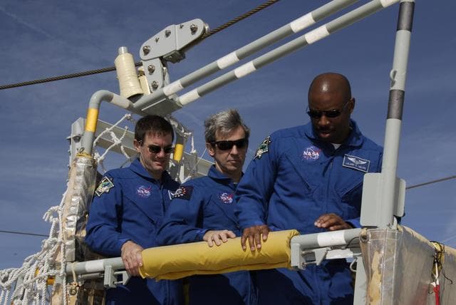 NASA image: KSC-07pd3394